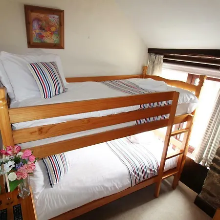 בית נופש Houndapitt Cottages